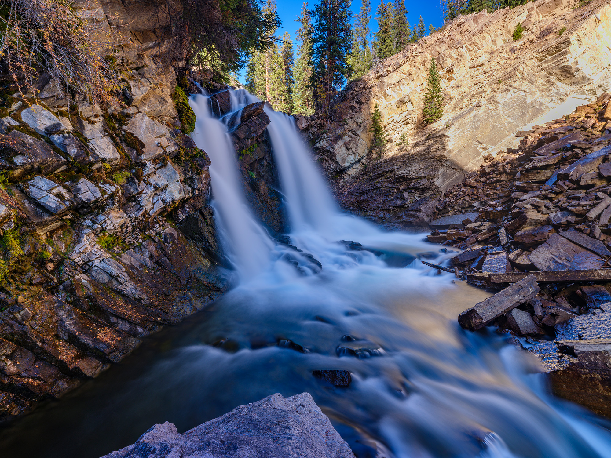 Clear Creek Falls #1 Clear Creek Falls is a thundering cascade that drops over a cliff into a small canyon just before the confluence of Clear Creek...
